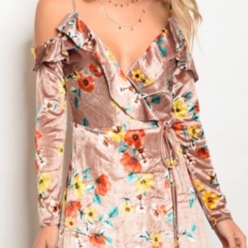 ✨HP✨NEW LUSCIOUS VELVET FLORAL COLD SHOULDER SLIP WRAP DRESS✨LONG SLEEVE‎ - Picture 5 of 10